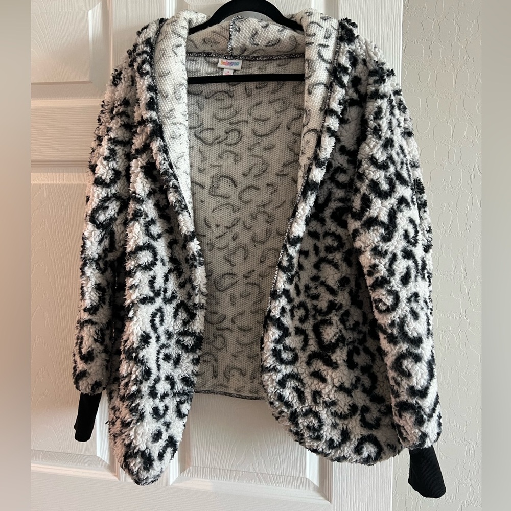 LuLaRoe Black and White Teddy Bear Jacket